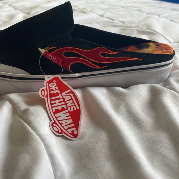 Vans size 13 asap worldwide black/flam classic slip-o. NWT IN ORIGINAL BOX - Picture 4 of 5